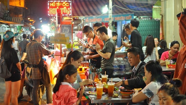 Ho Chi Minh City - Paradise of Street Food